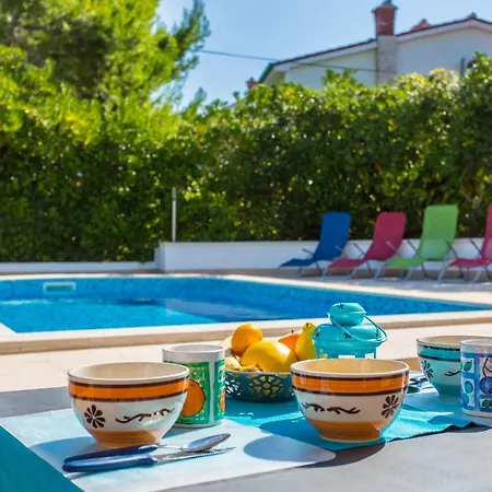 Πανσιόν Zeljko